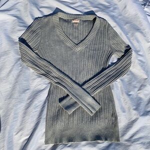Mossimo longsleeve gray sweater v-neck Small​​